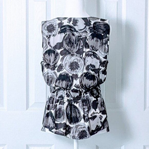 BCBGMaxAzria Women's 100% Silk Sleeveless Blouse Top Size M Black Gray Print - Picture 2 of 6